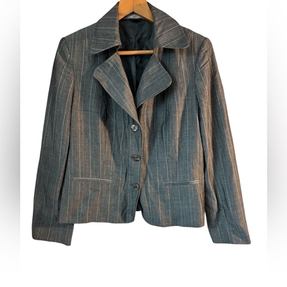 Ellen Tracy Gray Pinstripe Blazer Office Business Suit Separate Size 12